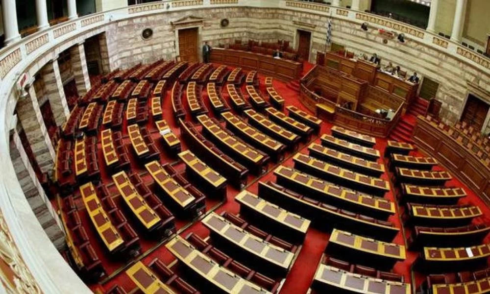 Στην επιτροπή της Βουλής η συμφωνία ΑΟΖ Ελλάδας-Ιταλίας